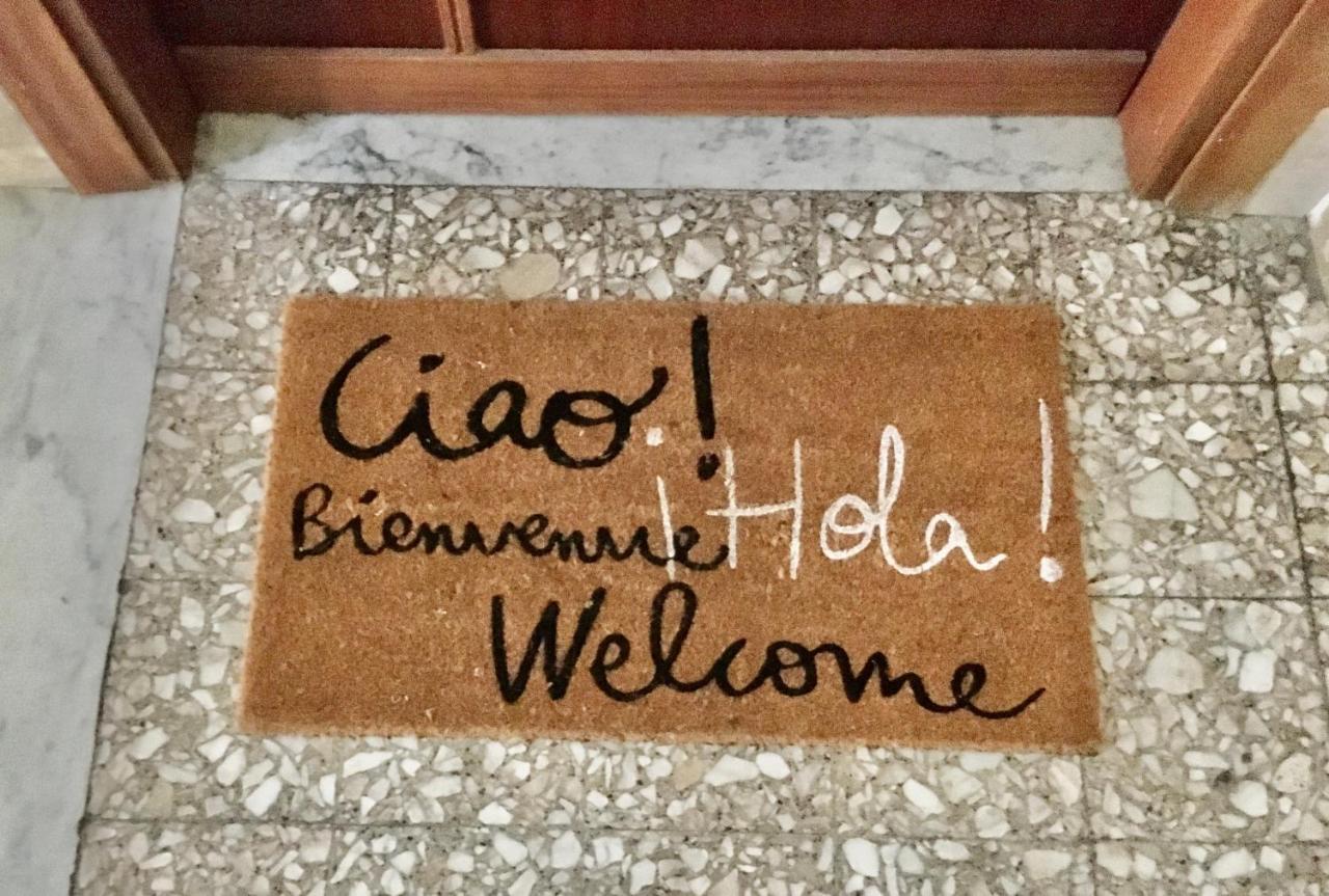 Casa Delfino - Appartamento Centro Storico A Due Passi Dalla Spiaggia & Mare, Porto & Ferrovia Civitavecchia Zewnętrze zdjęcie