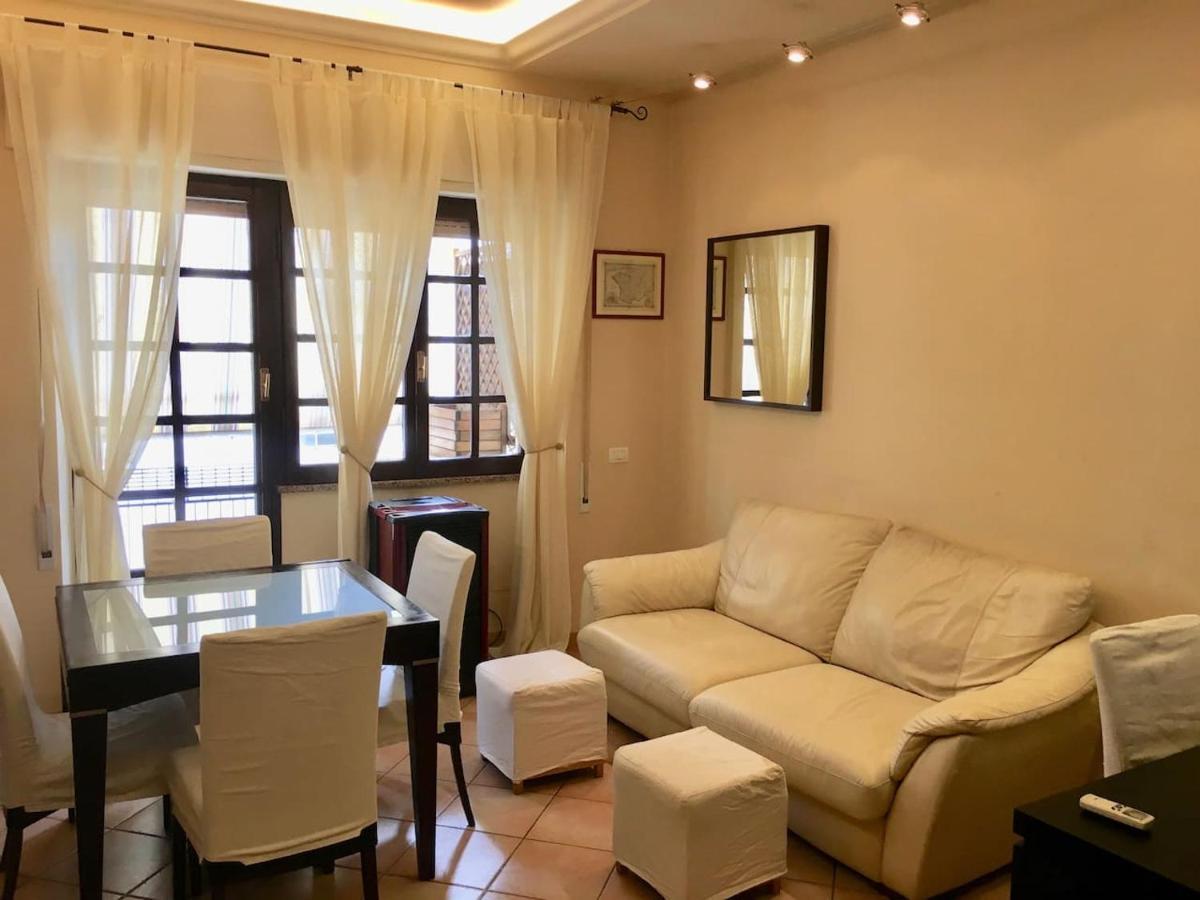 Casa Delfino - Appartamento Centro Storico A Due Passi Dalla Spiaggia & Mare, Porto & Ferrovia Civitavecchia Zewnętrze zdjęcie
