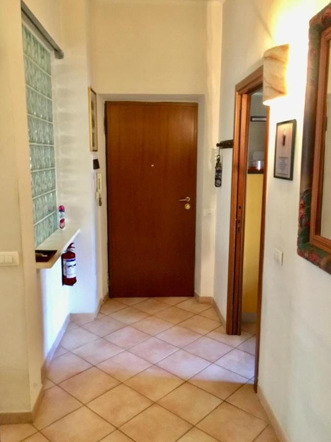 Casa Delfino - Appartamento Centro Storico A Due Passi Dalla Spiaggia & Mare, Porto & Ferrovia Civitavecchia Zewnętrze zdjęcie